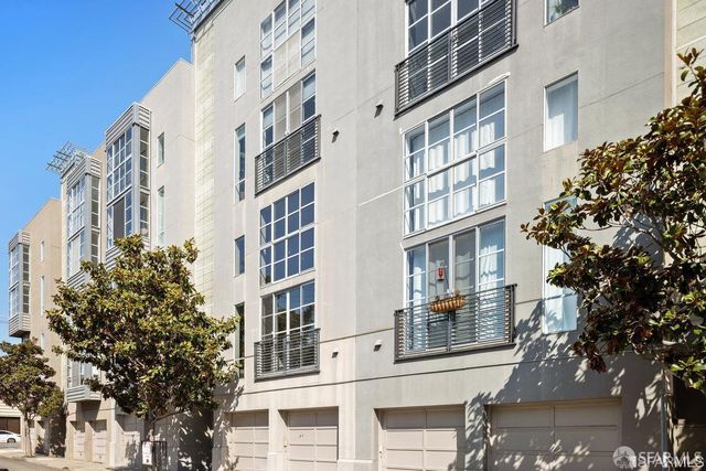 15 Lucerne Street B, San Francisco, CA 94103