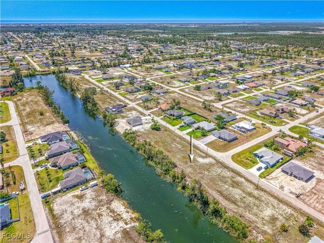 2002 NW 27th ST, Cape Coral, FL 33993