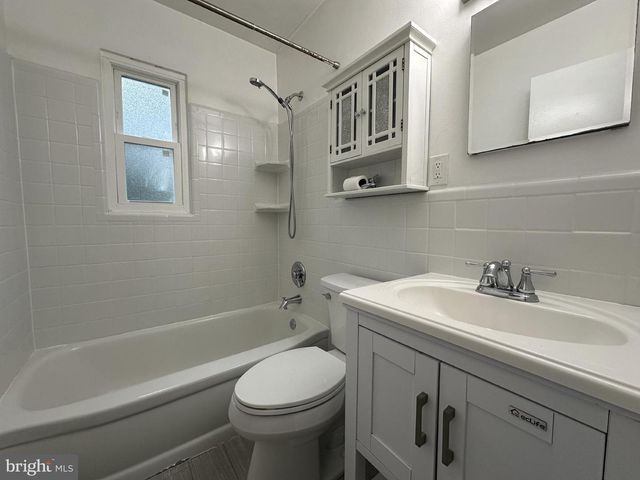 2237 HIGHLAND AVE, Falls Church, VA 22046