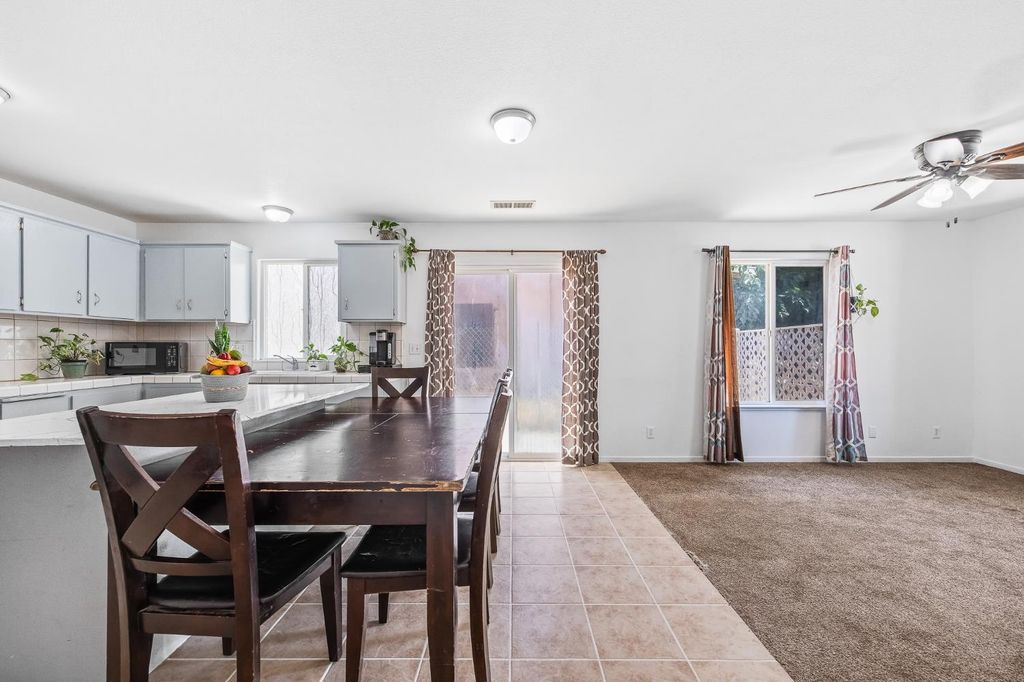 Image 12 of property listing at 22549 Fir Street, Chowchilla, CA 93610