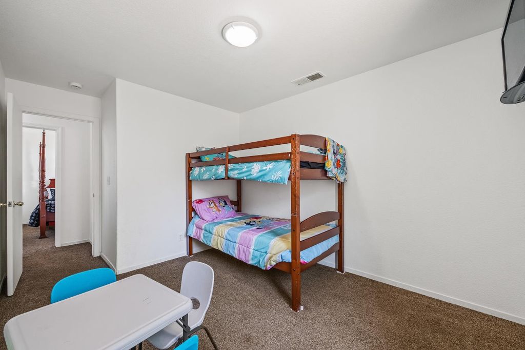 Image 39 of property listing at 22549 Fir Street, Chowchilla, CA 93610