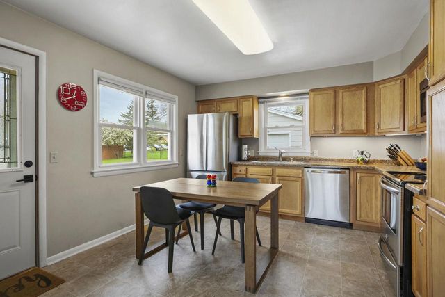 5104 Shore Acres Road, Monona, WI 53716