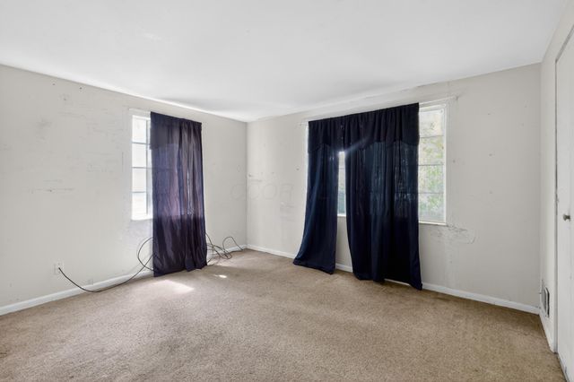 3695 Paris Boulevard, Westerville, OH 43081