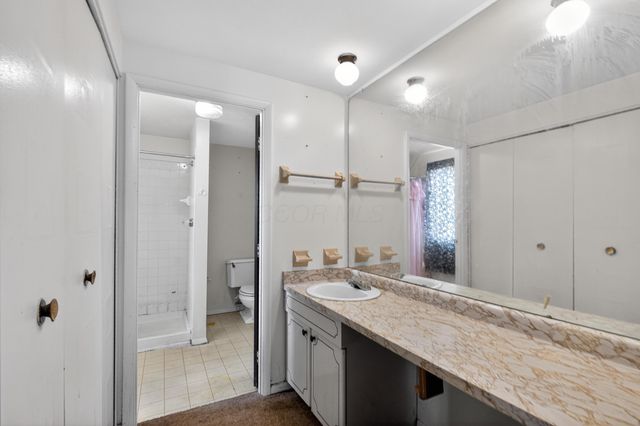 3695 Paris Boulevard, Westerville, OH 43081