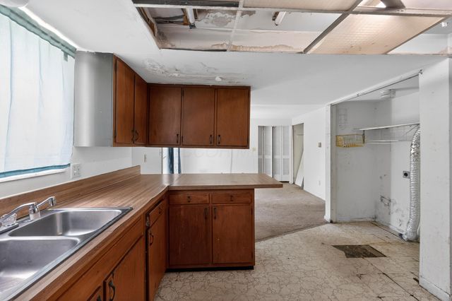 3695 Paris Boulevard, Westerville, OH 43081