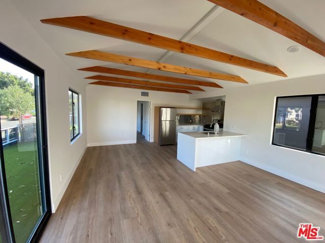 3617 Helms Avenue B, Culver City, CA 90232