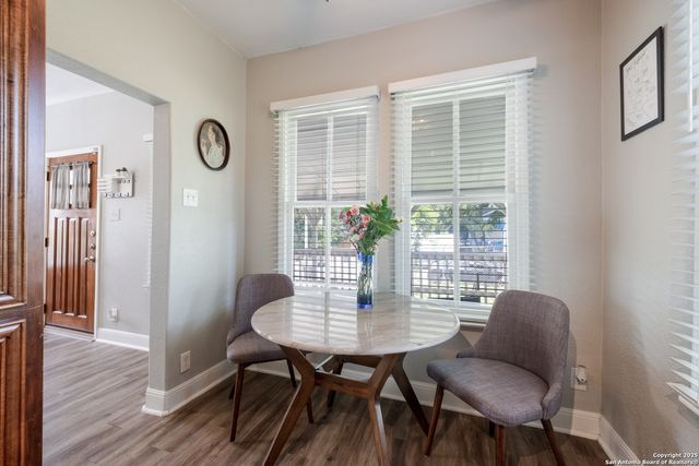 426 N Monumental St, San Antonio, TX 78202