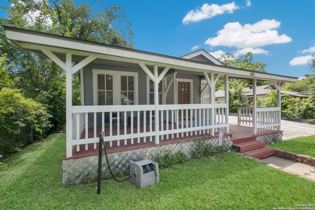 426 N Monumental St, San Antonio, TX 78202