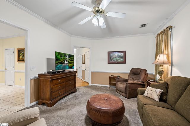 204 Neely Crossing Lane, Simpsonville, SC 29680
