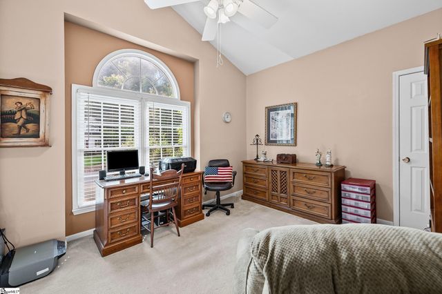 204 Neely Crossing Lane, Simpsonville, SC 29680