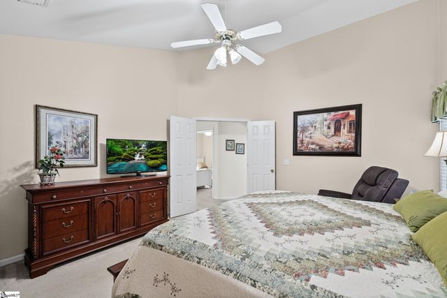 204 Neely Crossing Lane, Simpsonville, SC 29680