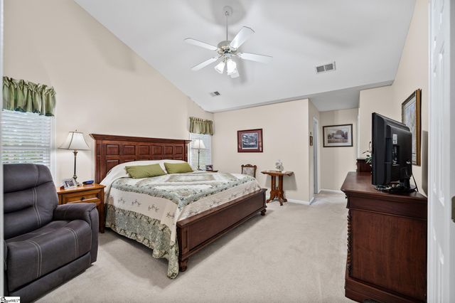 204 Neely Crossing Lane, Simpsonville, SC 29680