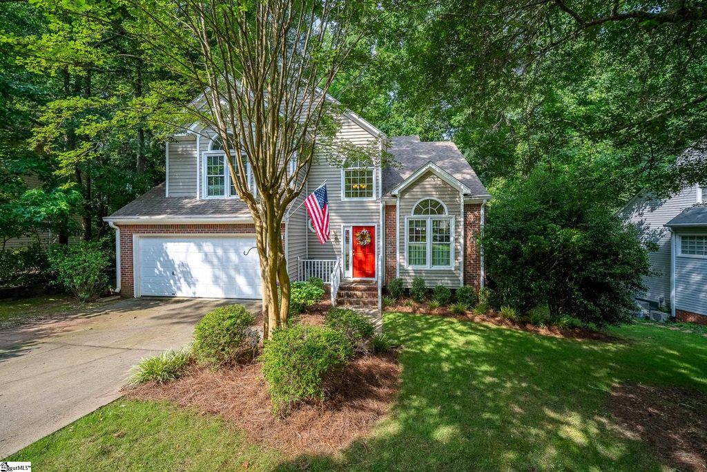 204 Neely Crossing Lane, Simpsonville, SC 29680