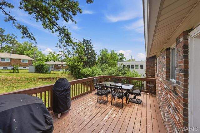 9616 Antonette Hills Drive, Affton, MO 63123