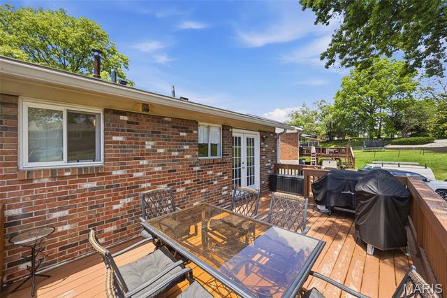 9616 Antonette Hills Drive, Affton, MO 63123