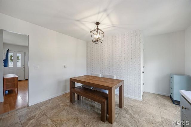 9616 Antonette Hills Drive, Affton, MO 63123
