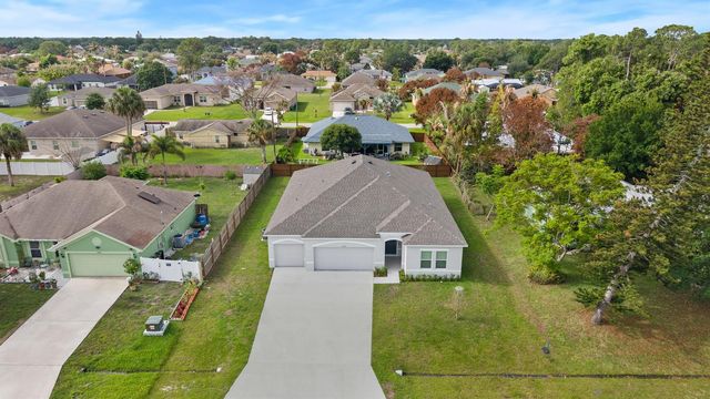 1070 SW Versailles Avenue, Port St. Lucie, FL 34953