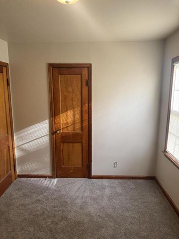 4877 N 40th STREET, Milwaukee, WI 53209