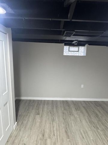 4877 N 40th STREET, Milwaukee, WI 53209