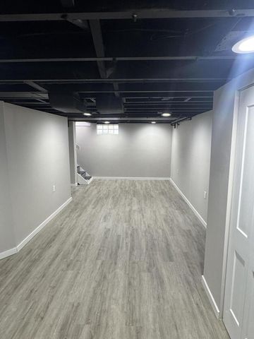 4877 N 40th STREET, Milwaukee, WI 53209