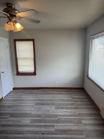 4877 N 40th STREET, Milwaukee, WI 53209