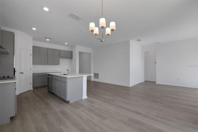 2962 SUPERMARINE ROAD, Tavares, FL 32778