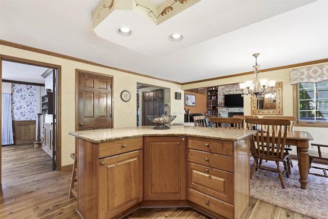 W2530 BROOKHAVEN DRIVE, Appleton, WI 54915