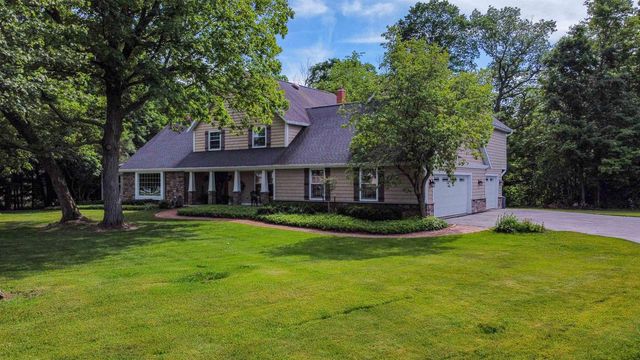 W2530 BROOKHAVEN DRIVE, Appleton, WI 54915