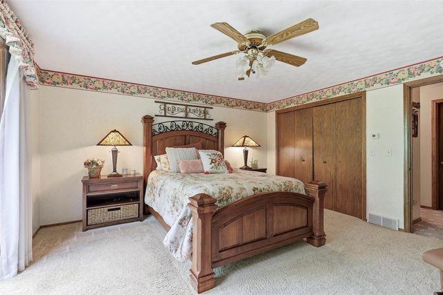 W2530 BROOKHAVEN DRIVE, Appleton, WI 54915