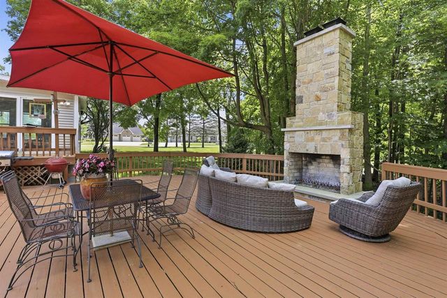 W2530 BROOKHAVEN DRIVE, Appleton, WI 54915