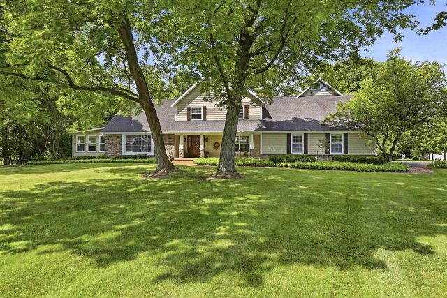 W2530 BROOKHAVEN DRIVE, Appleton, WI 54915