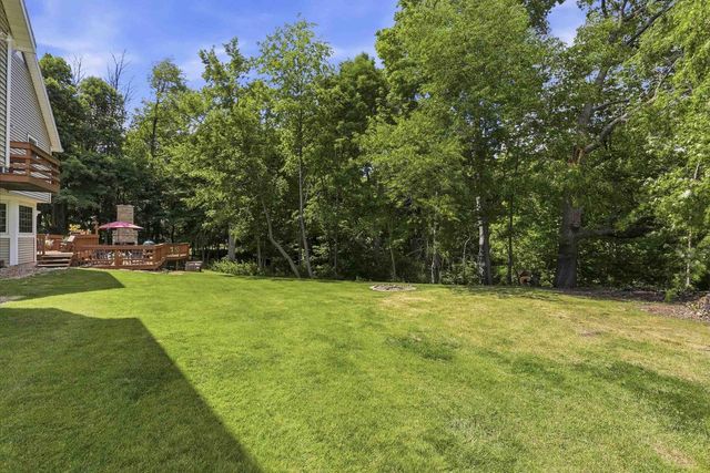 W2530 BROOKHAVEN DRIVE, Appleton, WI 54915