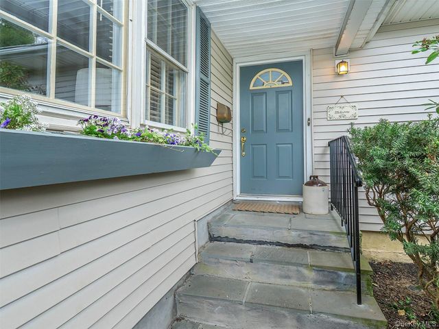 53 Plymouth Drive S, Glen Head, NY 11545