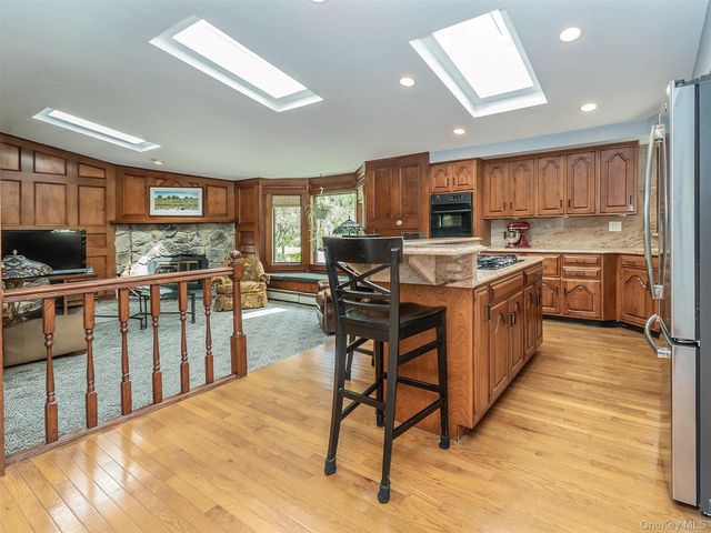 53 Plymouth Drive S, Glen Head, NY 11545