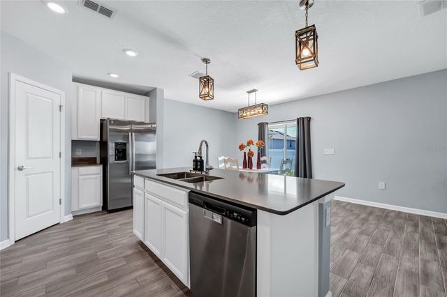 6939 WILSON PASTURE AVENUE, Groveland, FL 34736