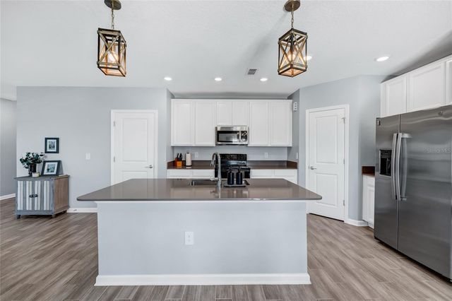 6939 WILSON PASTURE AVENUE, Groveland, FL 34736