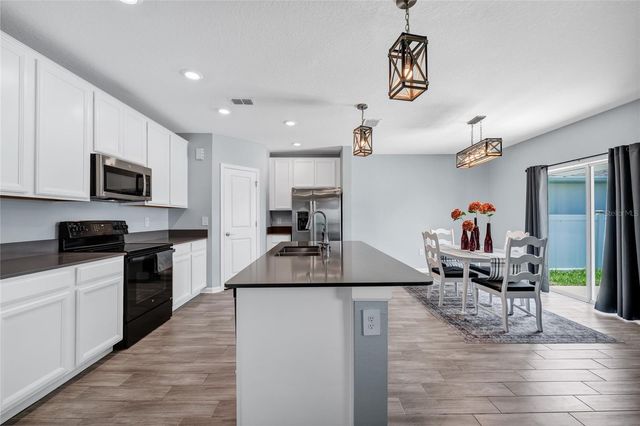 6939 WILSON PASTURE AVENUE, Groveland, FL 34736