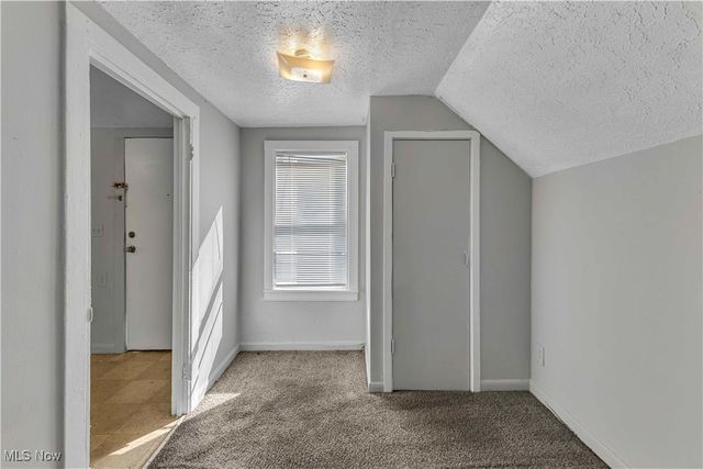 7606 Vineyard Avenue, Garfield Heights, OH 44105