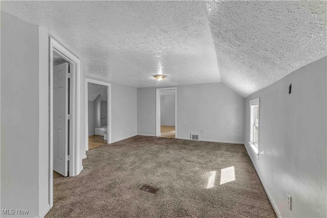 7606 Vineyard Avenue, Garfield Heights, OH 44105