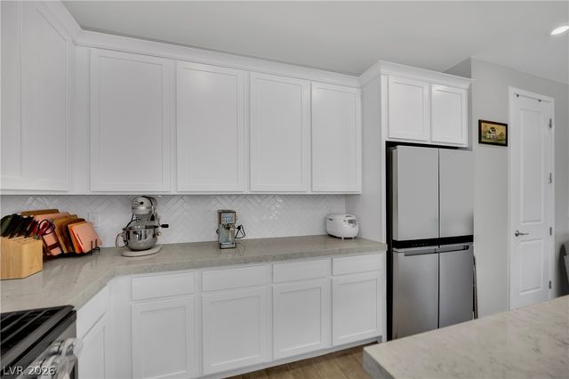 8886 Gilpin Street, Las Vegas, NV 89166