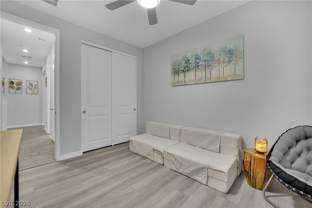 8886 Gilpin Street, Las Vegas, NV 89166