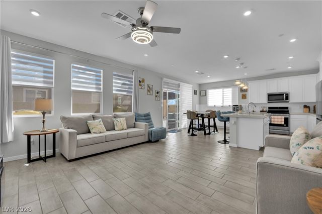 8886 Gilpin Street, Las Vegas, NV 89166