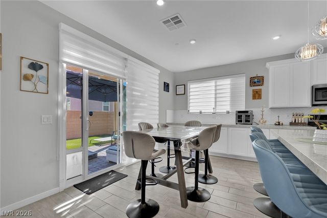 8886 Gilpin Street, Las Vegas, NV 89166