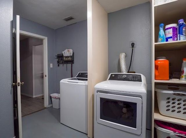 3200 Hummingbird Avenue, Mcallen, TX 78504