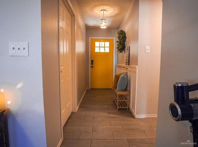3200 Hummingbird Avenue, Mcallen, TX 78504
