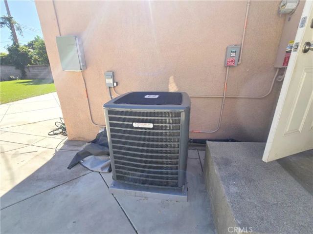 10126 Collett, North Hills, CA 91343