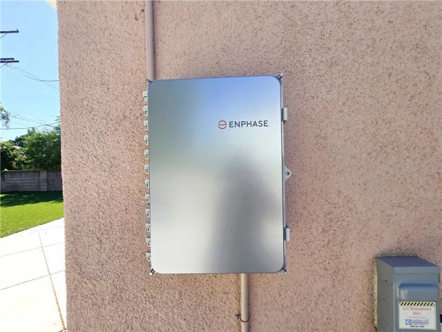 10126 Collett, North Hills, CA 91343