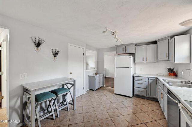 4541 Sheringham Lane, Sylvania, OH 43560