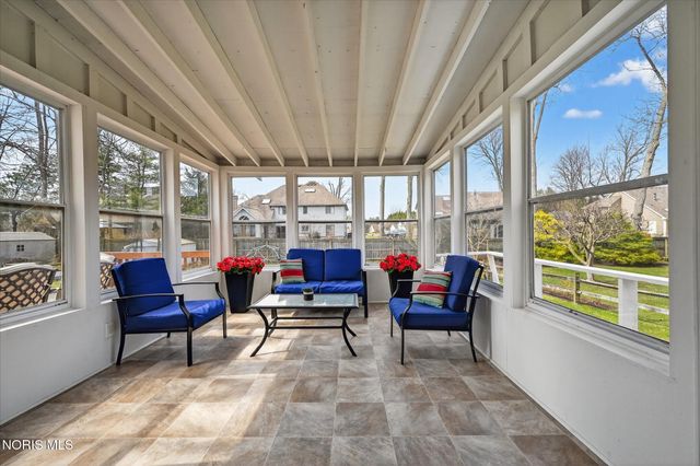 4541 Sheringham Lane, Sylvania, OH 43560