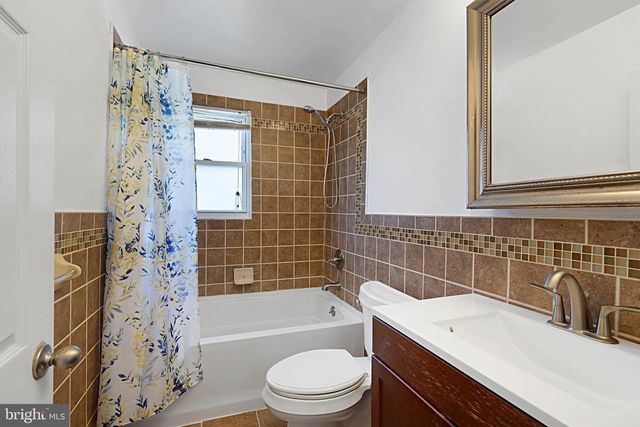 251 NOVACK DR, Clayton, NJ 08312
